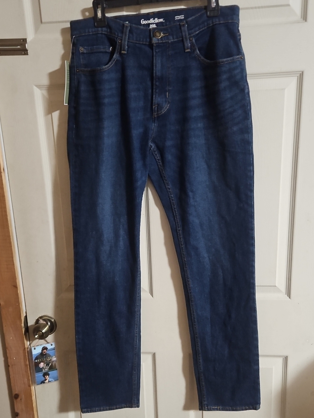 GOODFELLOW & CO MENS ATHLETIC TOTAL FLEX JEAN: NEW WITH TAGS: SIZE 32X32